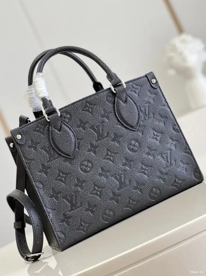 Affordable LOUIS ONTHEGO VUITTON PM 0629